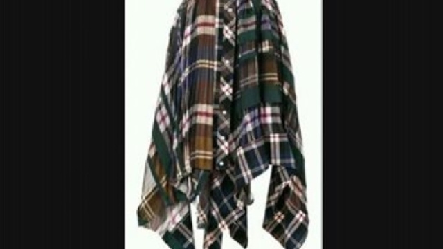 Sacai e la sua gonna scozzese molto glam.