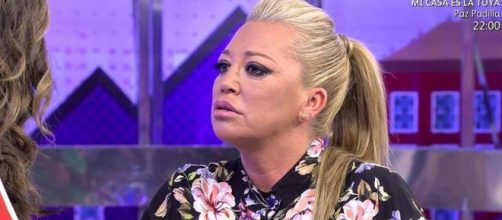 Campanario reta a Bel&eacute;n Esteban.