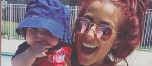 Chelsea Houska and son, Watson [Image by TheFame/YouTube screencap]