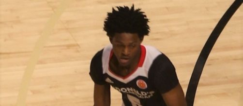 De'Aaron Fox was selected fifth by the Sacramento Kings [Image by TonyTheTiger / Wikimedia Commons]