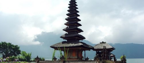 Tourist volcano scare (Image via Pixabay)