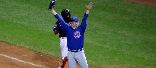 Final out of the 2016 World Series - [Image by Arturo Pardavila III / Wikimedia Commons (CC BY 2.0)]