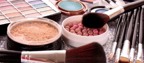 Saiba como substituir alguns produtos de maquiagem