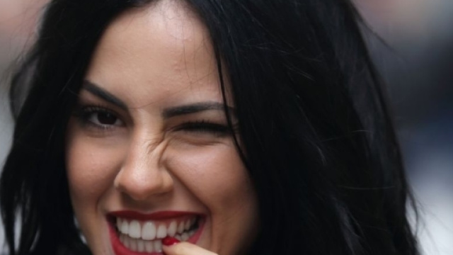 Giulia De Lellis, lo scatto del pancino che ha mandato in tilt i ... - velvetgossip.it