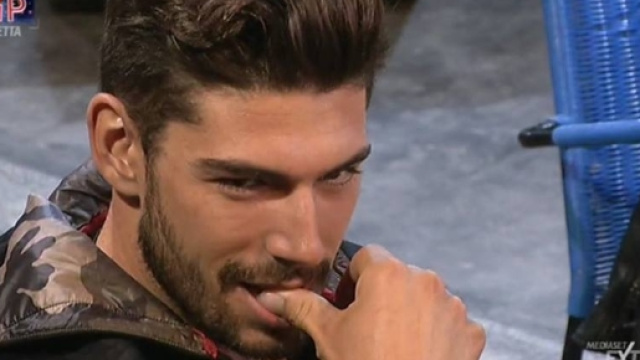 Ignazio Moser umiliato dalla Lucarelli