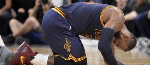 LeBron injured his left ankle. (Image Credit: Cavs/YouTube Screengrab)