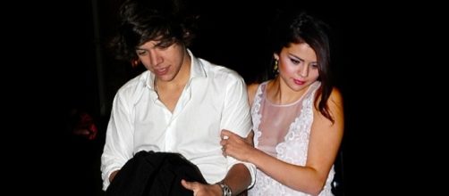 Ser&aacute; que os dois cantores costumam se falar?