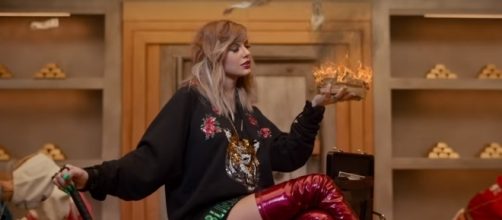 Taylor Swift, Look What You Made Me Do- (YouTube/TaylorSwift Vevo)