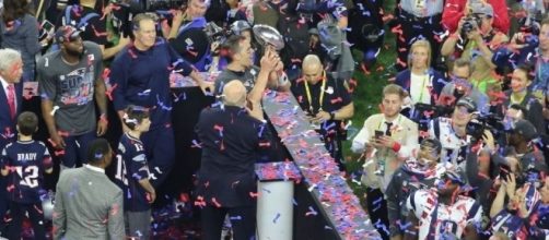 Tom Brady and the Patriots are the favorites to win Super Bowl 52. [Image via Wiki Commons]