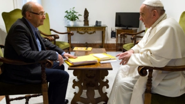Intervista al Papa da parte di uno studioso francese