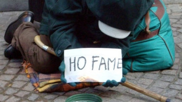 Secondo i dati diffusi da Unimpresa, sono oltre 9 milioni gli italiani a forte rischio di povert&agrave;.Fonte:http://ripie.ga/