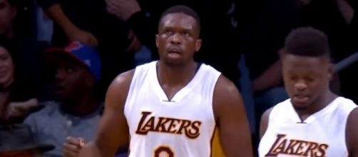 Lakers forward Luol Deng pays no mind to NBA trade rumors -- DownToBuck via YouTube