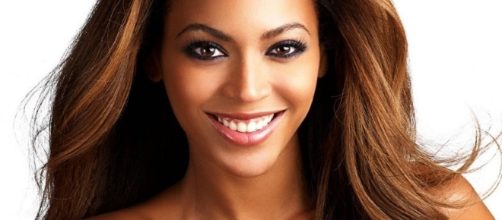 Singer Beyonce [Image by Ana y Maria y Quintana y Gonzales via Flickr]