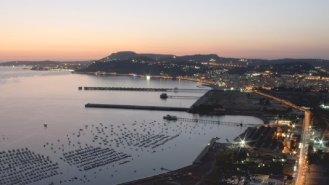 Pozzuoli - Wikipedia - wikipedia.org