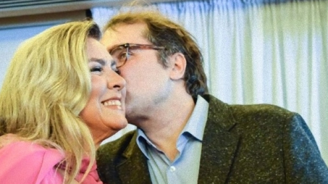 Romina Power fa un bellissimo regalo al figlio Yari.