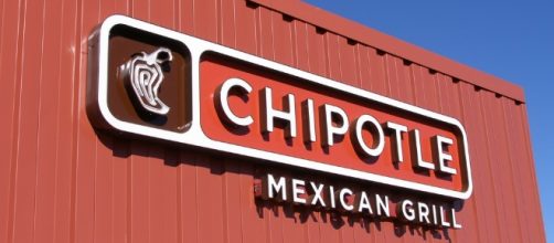 Queso will soon be coming to Chipotle menus across the US / Photo via Chris Potter, Flickr.