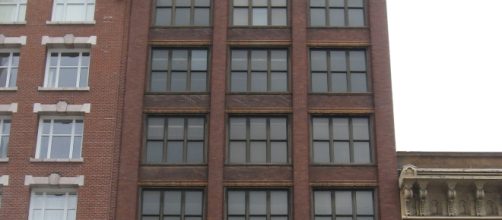 The corporate trades are rising. Nyttend via Wikimedia Commons