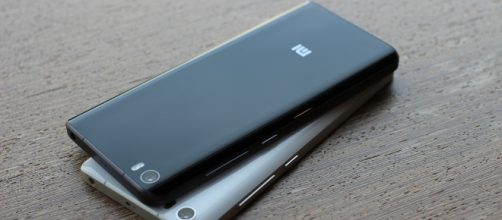 Xiaomi flagship phones (Image Credit - Maurizio Pesce/Flickr)