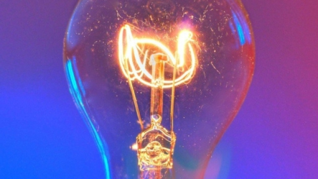 Energia elettrica: bene non indispensabile