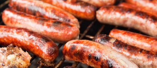 Italian sausage on a grill (Steven Depolo wikimedia commons)