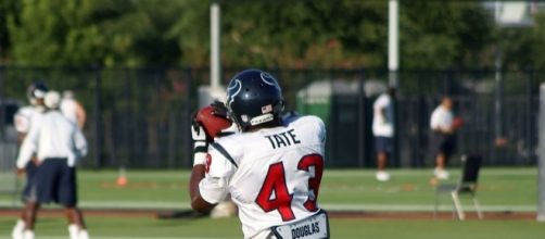 The Texans' timeline will not line up. LBKing via Wikimedia Commons