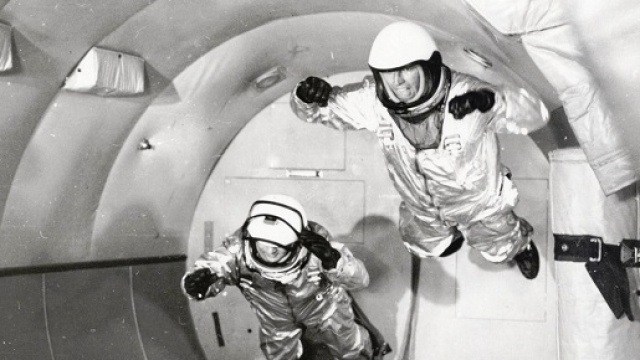 Otto ragazzi con disabilit&agrave; sperimentano il volo in assenza di gravit&agrave;