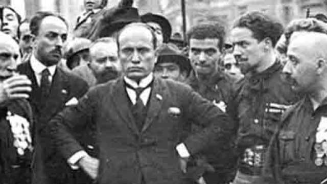 La Marcia su Roma organizzata dai fascisti di Mussolini il 28 ottobre 1922. Ora Forza Nuova vorrebbe replicarla