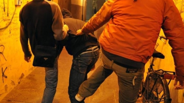 Lettera aperta di un preside: &ldquo;Genitori, basta hashtag sul ... - lastampa.it