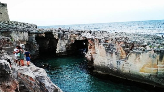 Marina Serra. Piscina naturale.