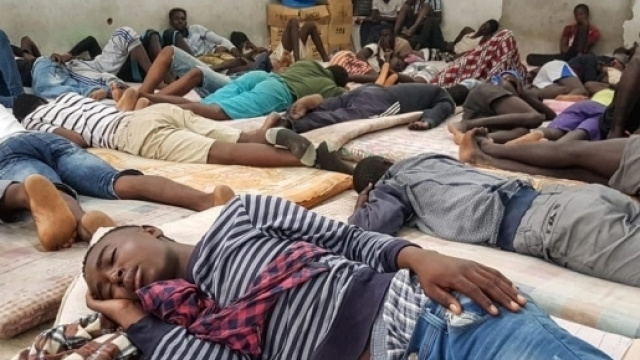 Secondo il quotidiano Libero ci sarebbe una stretta correlazione tra arrivo dei migranti e aumento delle malattie tropicali come la malaria