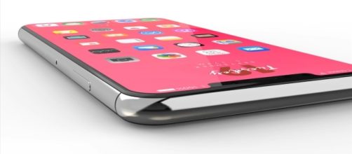 iPhone 8, 8 Plus & iPhone/ EverythingApplePro / Youtube Screenshot