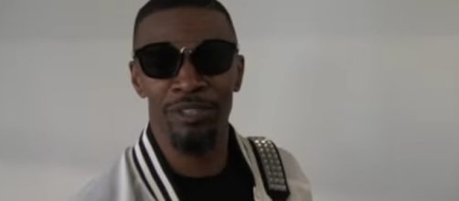 Jamie Foxx spent weekend with Jamie Foxx at the beach. YouTube/ET