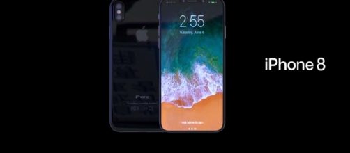 Apple iPhone 8 - YouTube/Enoylity Channel