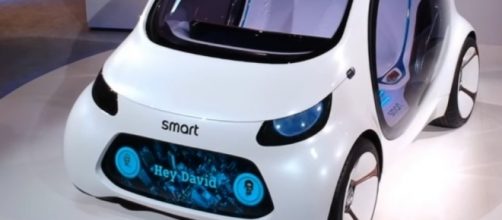 Concept Smart Vision EQ ForTwo. Photo by www.youtube.com/PRMotor TV Spain