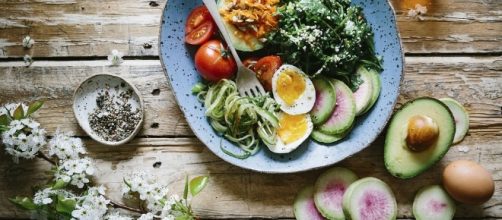 Rules you need to follow in order to lose weight Food, Salad, Diet, Healthy | Free for commercial use | Photo via StockSnap, pixabay.com