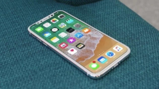 Apple iPhone 8, si prospettano tempi d'attesa pi&ugrave; lunghi del previsto