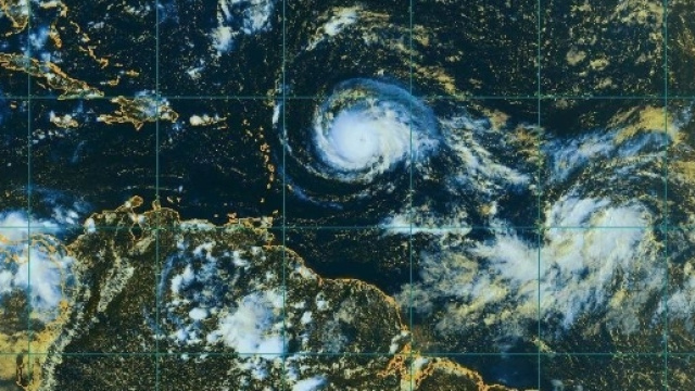 Cyclone Irma : les Antilles en vigilance rouge - Lib&eacute;ration - liberation.fr