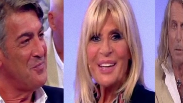 Gemma Galgani bacia Gianfranco.