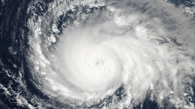 L'uragano Irma si rafforza. Negli Usa &egrave; corsa contro il tempo - Wired - wired.it