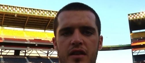 Derek needs to show out immediately. Bradley Parrish via Wikimedia Commons