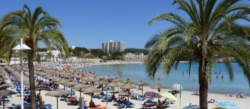 Spanish police have busted a group of fraudsters in a vacation food poisoning scam [Image: Pixabay/CC0]