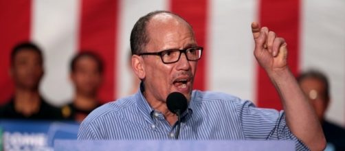 Tom Perez speaking to supporters. [image via Gage Skidmore, Flickr.com]