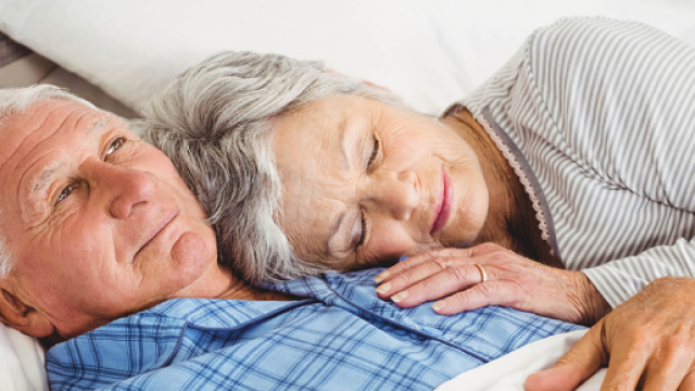 Perch&eacute; gli anziani dormono poco? &mdash; Riposo e Salute - riposoesalute.com