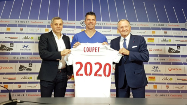 Gregory Coupet digne successeur de Jo&euml;l Bats (Oll_Twitter).