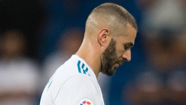 Mercato : Le vestiaire du Real Madrid veut remplacer Benzema !