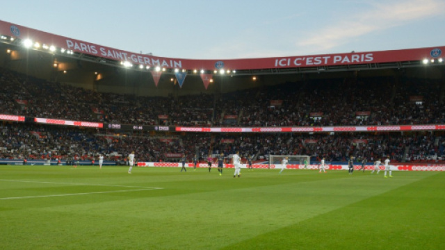 L1 - PSG : Le Parc des Princes, lui, n'a chang&eacute; que sur la forme ... - football365.fr