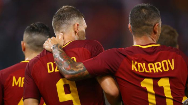 Dzeko - Manolas - Kolarov esultanza