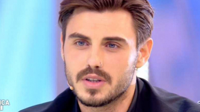 Gossip, Francesco Monte racconta: 'Ecco perch&egrave; partecipo all'Isola dei famosi'.