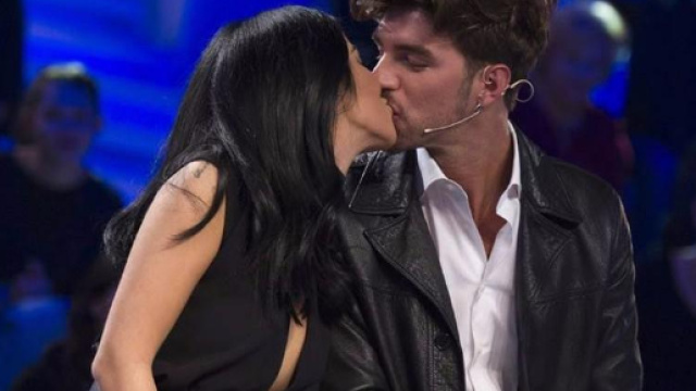 Grande Fratello Vip, Onestini non smentisce il flirt con Ivana ... - iltempo.it