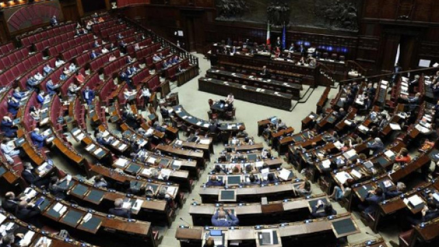 Pensioni, Berlusconi difende la Fornero, &egrave; gi&agrave; scontro con Salvini